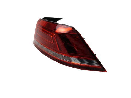 LAMPA PRAWY TYŁ VOLKSWAGEN PASSAT B8 (2014-2019) 1.6 TDI 120KM