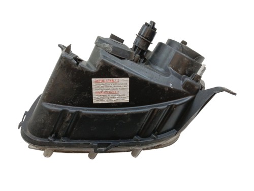 LAMPA PRAWY PRZÓD DACIA DUSTER I (2010-2013) 1.6 16V 105KM