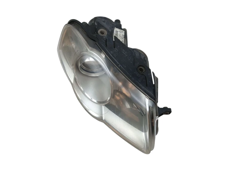 LAMPA PRAWY PRZÓD VOLKSWAGEN PASSAT B6 (2005-2010) 2.0 TDI 140KM 3C0941006Q