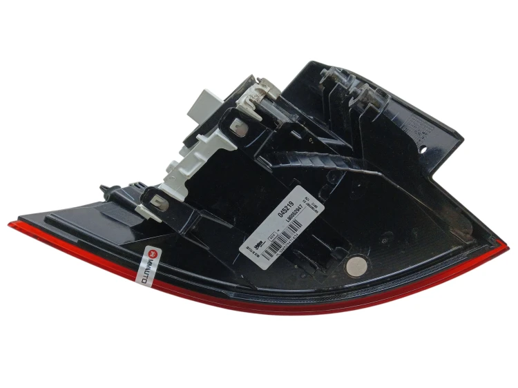 LAMPA PRAWY TYŁ VOLKSWAGEN GOLF VII (2012-2016) 1.6 TDI 105KM