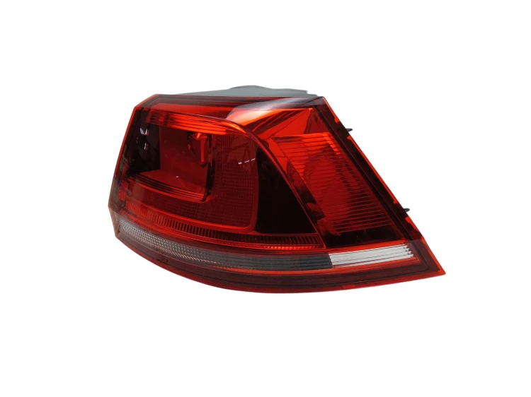LAMPA PRAWY TYŁ VOLKSWAGEN GOLF VII (2012-2016) 1.6 TDI 105KM