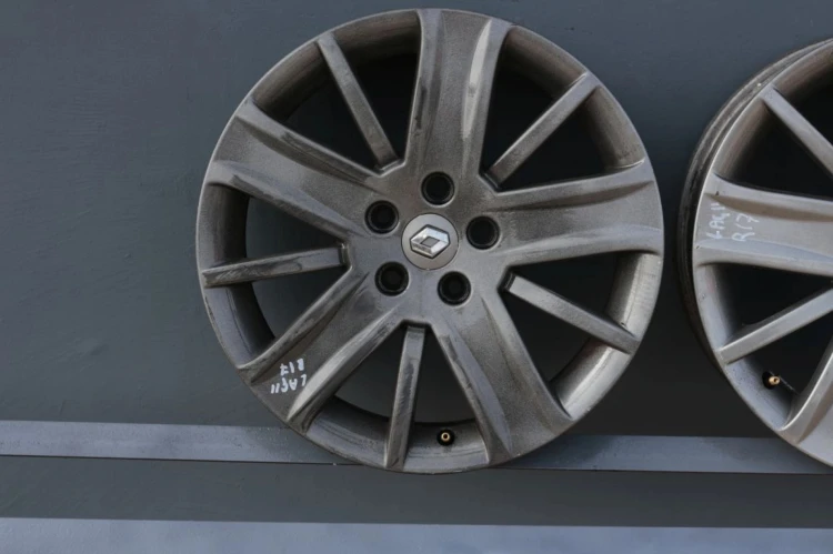 FELGI ALUMINIOWE RENAULT LAGUNA II LIFT (2005-2007) 2.0 DCI R17