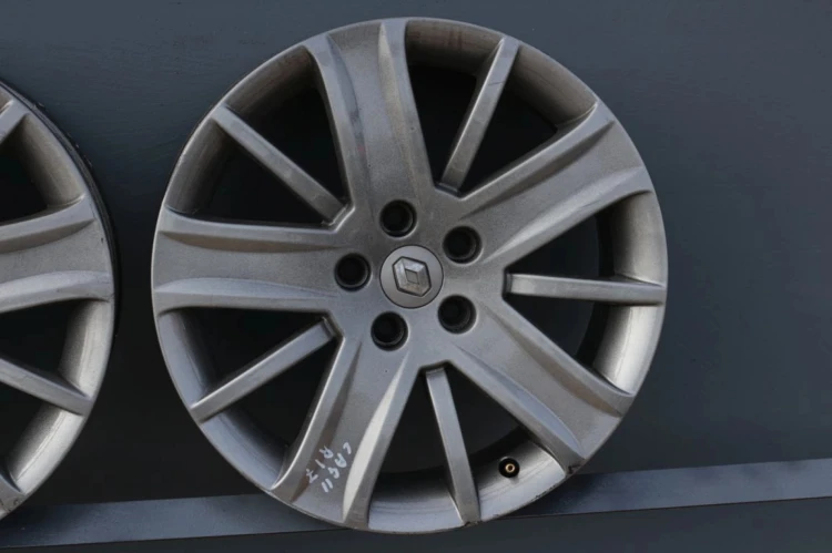 FELGI ALUMINIOWE RENAULT LAGUNA II LIFT (2005-2007) 2.0 DCI R17