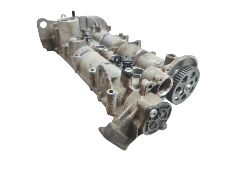 POKRYWA ZAWORÓW WAŁKI SEAT IBIZA IV LIFT (2012-2015) 1.2 TSI 90KM 04E103479