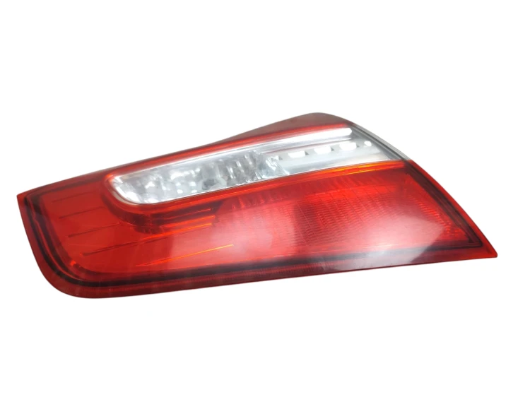 LAMPA LEWY TYŁ W KLAPE RENAULT KOLEOS I (2008-2011) 2.0 DCI 173KM 26555-JY0