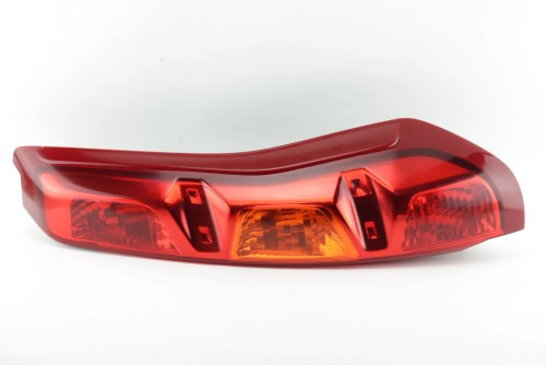 LAMPA PRAWY TYŁ NISSAN X-TRAIL T31 (2008-2013) 2.0 DCI