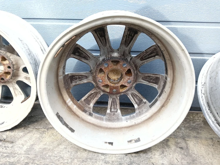 FELGI ALUMINIOWE VOLKSWAGEN GOLF V (2003-2008) 1.9 TDI 105KM KBA 45899