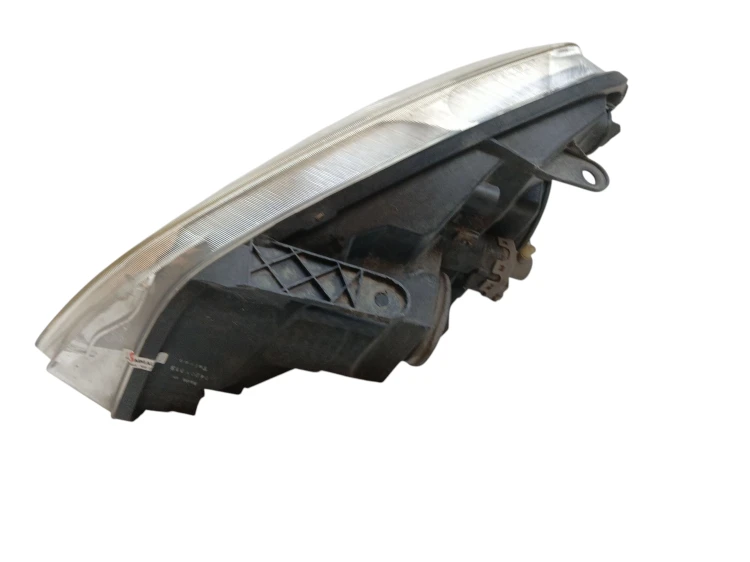 LAMPA PRAWY PRZÓD NISSAN QASHQAI J10 (2007-2009) 1.6 16V 114KM