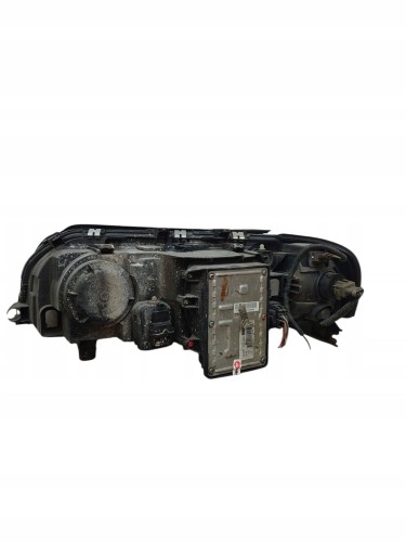 LAMPA REFLEKTOR PRAWY PRZÓD VOLVO S80 I (1998-2004) 89006380 XENON EUROPA