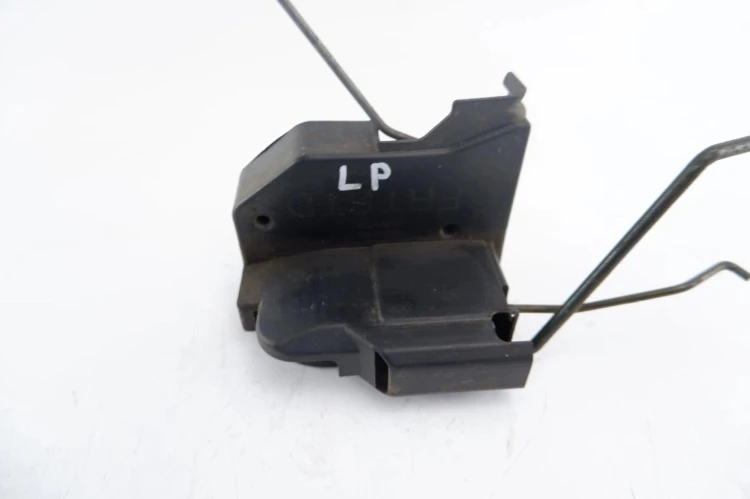 ZAMEK DRZWI LEWY PRZÓD HYUNDAI GETZ