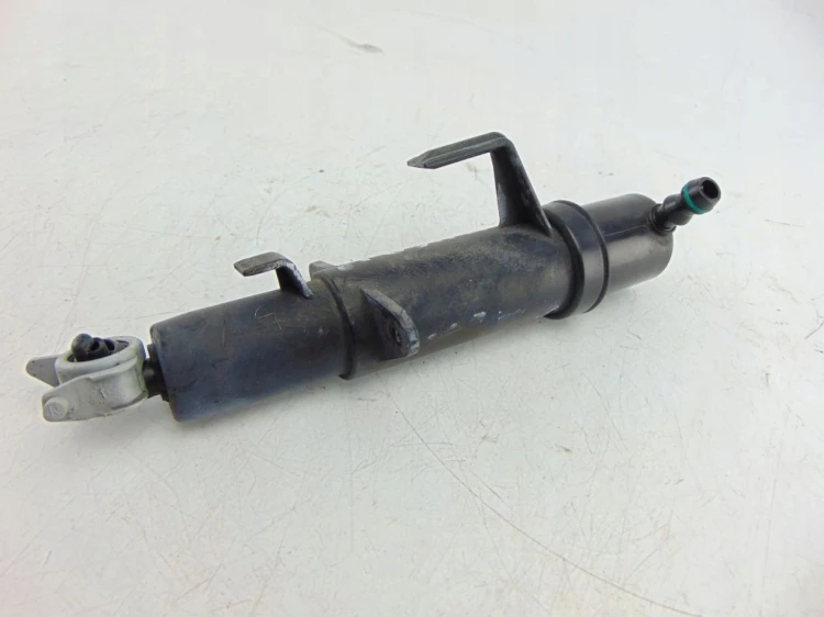 SPRYSKIWACZ LAMPY LEWY FORD KUGA MK1 (2008-2012) 2.0 TDCI 163KM