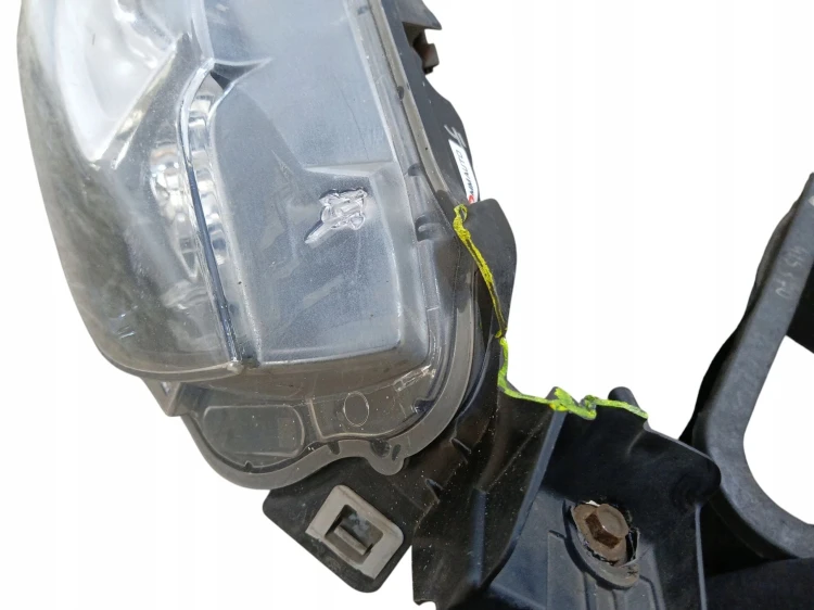 LAMPA PRAWY PRZÓD XENON MAZDA 6 III GJ/GL (2012-2015) GHR451030 EUROPA