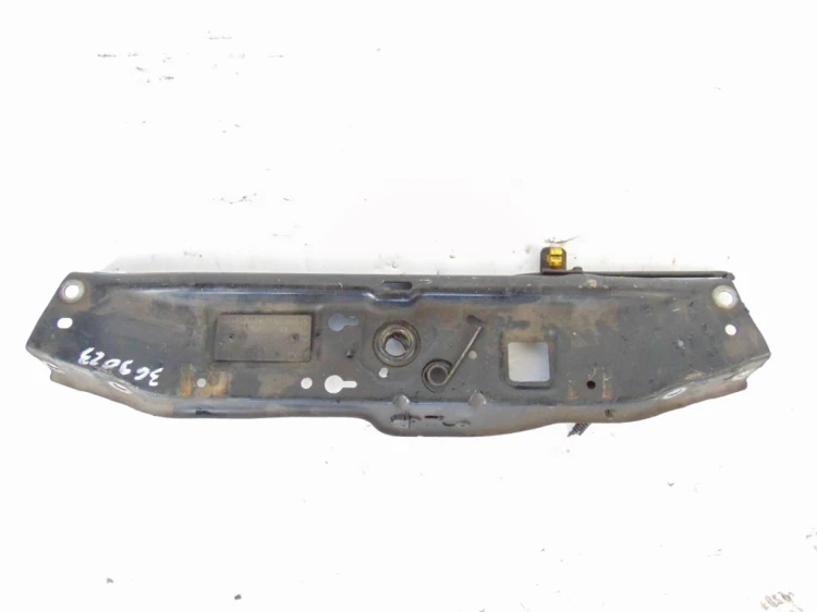 PAS PRZEDNI GÓRNY OPEL ZAFIRA B (2005-2008) 1.9 CDTI 120KM