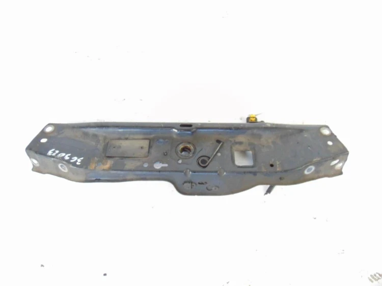 PAS PRZEDNI GÓRNY OPEL ZAFIRA B (2005-2008) 1.9 CDTI 120KM