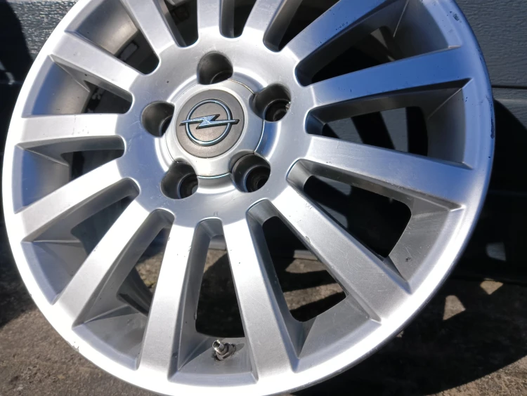 FELGA ALUMINIOWA OPEL VECTRA C (2002-2005) 1.8 16V 122KM