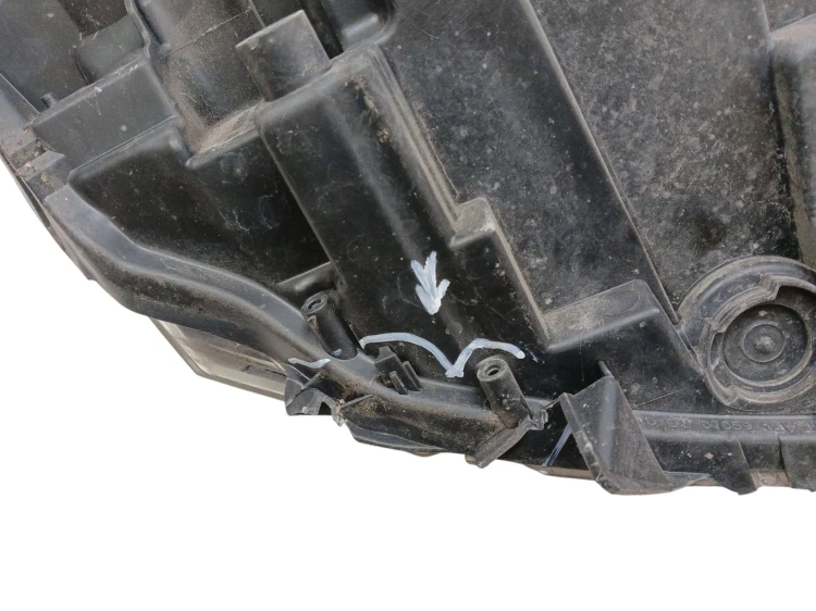 LAMPA LEWY PRZÓD CITROEN C5 III LIFT (2010-2012) 2.0 HDI 140KM 9674399580