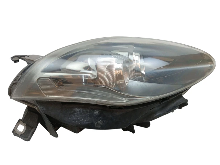 LAMPA PRAWY PRZÓD FIAT BRAVO II (2007-2010) 2.0 M-JET 165KM