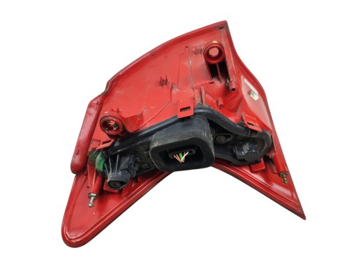 LAMPA PRAWY TYŁ PEUGEOT 3008 I (2009-2013) 1.6 e-HDI 114KM 9683460780