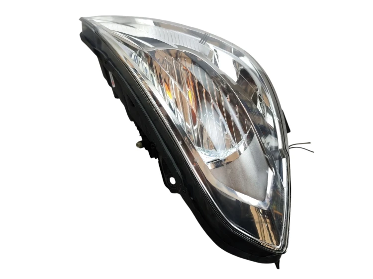LAMPA PRAWY PRZÓD DACIA LODGY LIFT (2017-2022) 1.5 Blue DCI 115KM 260102414