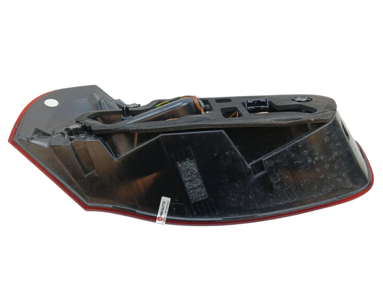 LAMPA PRAWY TYŁ CITROEN C4 PICASSO II (2013-2016) 1.6 e-HDI 115KM