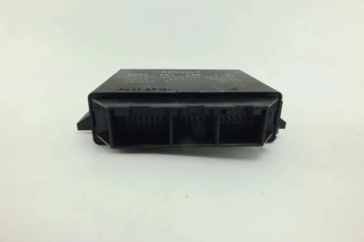 MODUŁ PDC RENAULT ESPACE IV (2003-2006) 3.0 DCI 8200051286