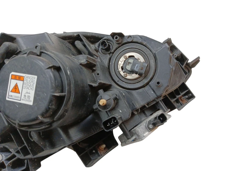 LAMPA LEWY PRZÓD MAZDA 5 II CW (2010-2015) 1.6 CD 116KM