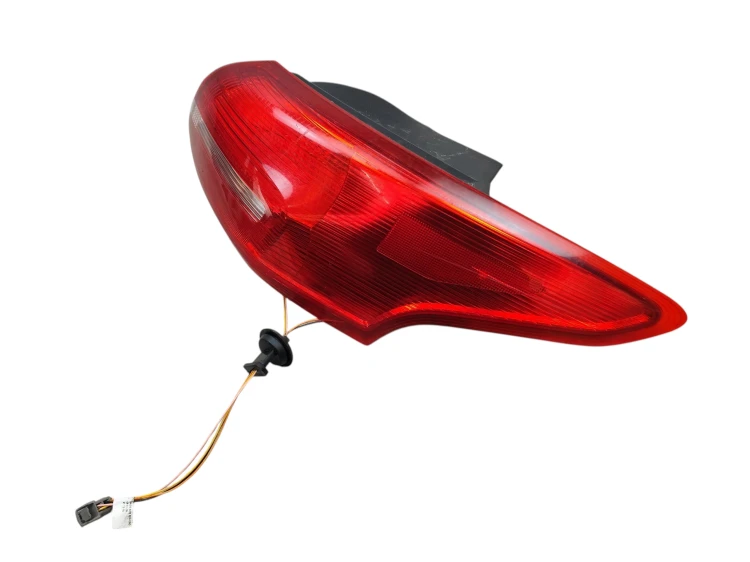 LAMPA PRAWY TYŁ FORD FOCUS MK3 LIFT (2014-2018) 1.6 Ti-VCT 105 KM