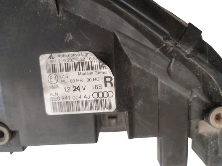 LAMPA PRAWY PRZÓD AUDI A4 B7 (2004-2008) 1.9 TDI 116KM 0301219202
