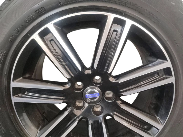 FELGI ALUMINIOWE VOLVO XC60 I LIFT (2013-2017) 2.0 D4 190KM 31400075