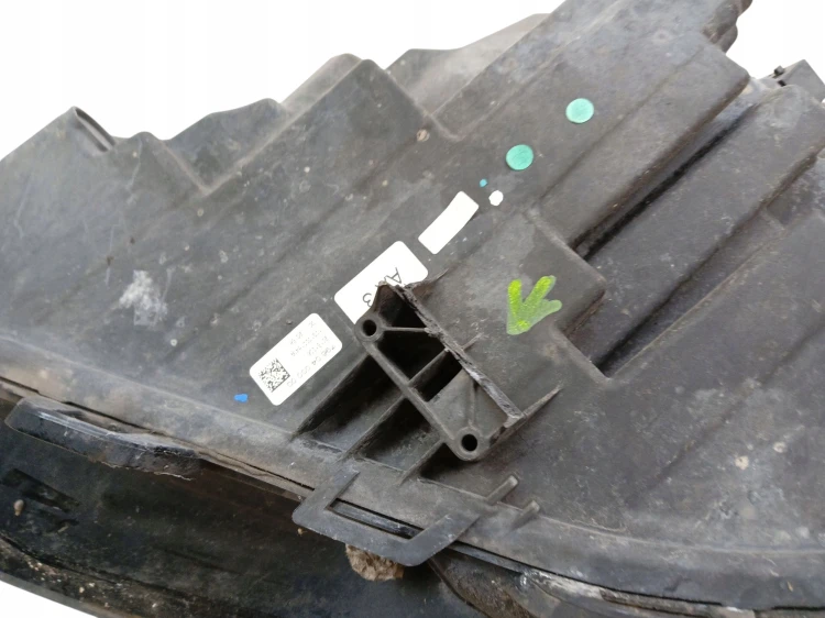 LAMPA REFLEKTOR PRAWY PRZÓD SOCZEWKA LED OPEL ASTRA K V (15-19) 13401142 EU