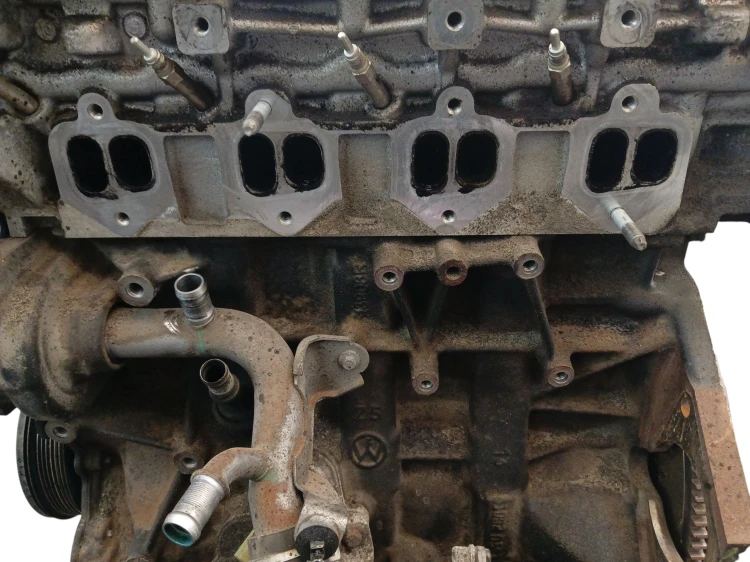 SILNIK SŁUPEK NISSAN QASHQAI J10 LIFT (2009-2013) 2.0 DCI 150KM M9R855