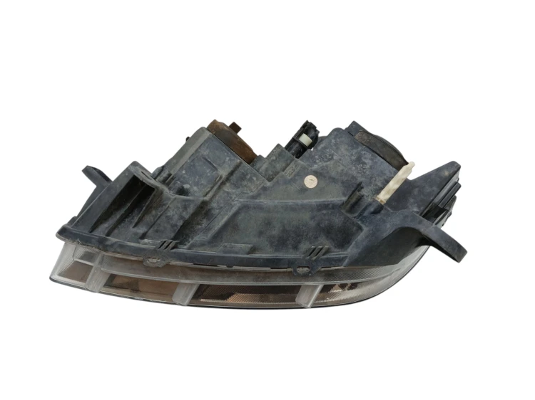 LAMPA PRAWY PRZÓD DACIA SANDERO II LIFT (2016-2020) 1.0 SCE 73KM 260103529R