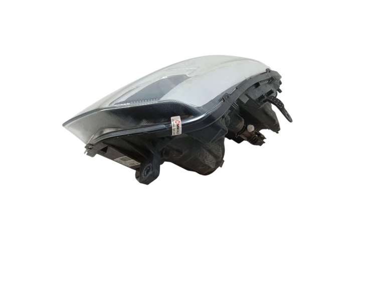 LAMPA PRAWY PRZÓD DACIA SANDERO II LIFT (2016-2020) 1.0 SCE 73KM 260103529R