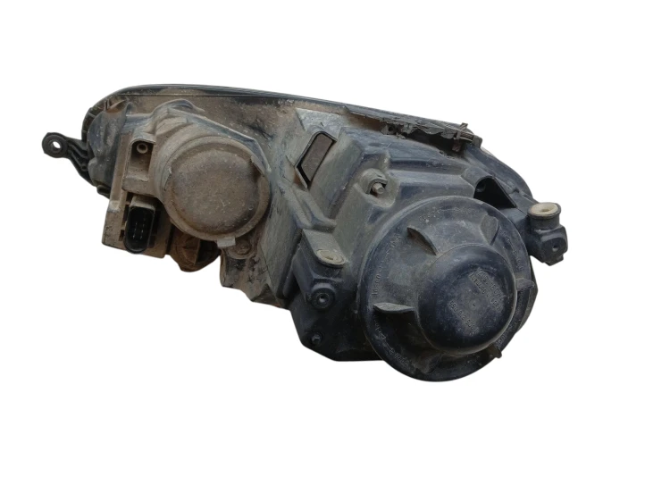 LAMPA PRAWY PRZÓD VOLKSWAGEN GOLF V (2003-2009) 1.9 TDI 105KM