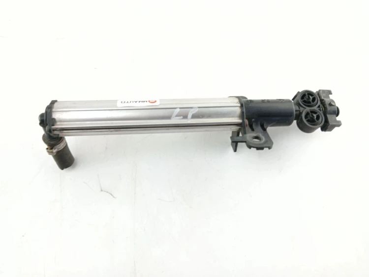 SPRYSKIWACZ LAMPY LEWY CITROEN C4 PICASSO I (2006-2010) 2.0 HDI 136KM 56681