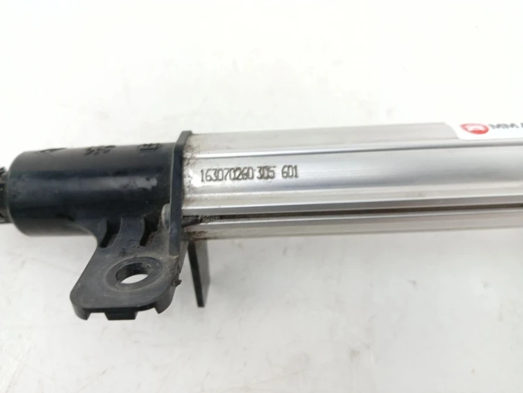 SPRYSKIWACZ LAMPY LEWY CITROEN C4 PICASSO I (2006-2010) 2.0 HDI 136KM 56681